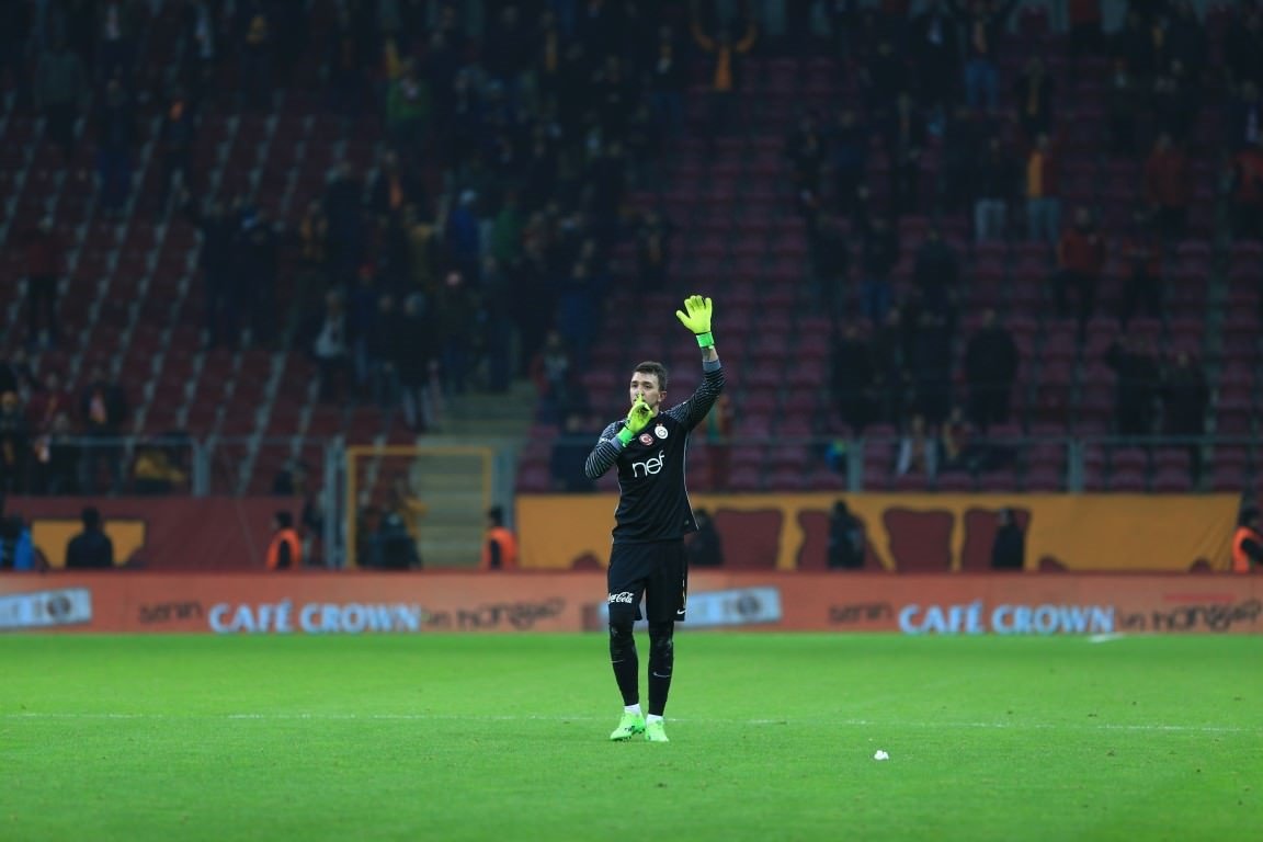 Galatasaray’da flaş Muslera kararı