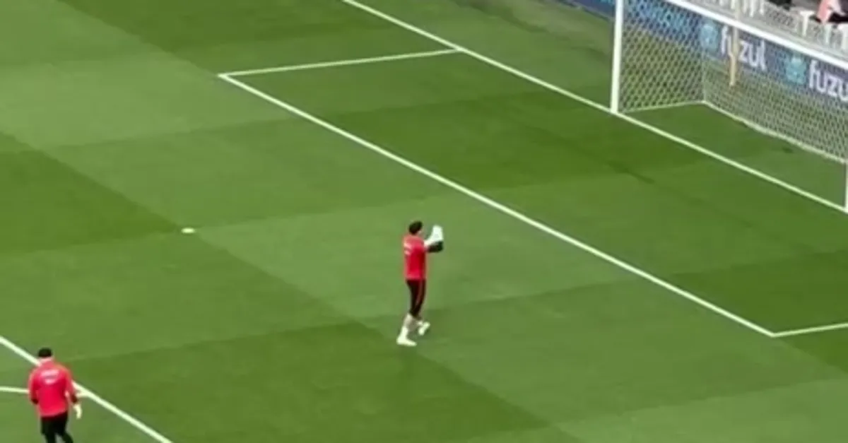 Altay Bayındır'a sevgi seli!