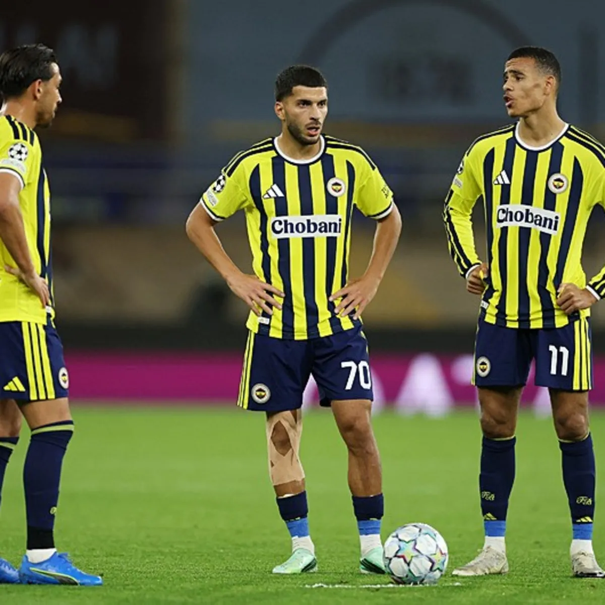 Fenerbahçe Oğuz Aydın ile gole çok yaklaştı! İşte direkten dönen o pozisyon