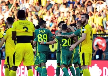 Fenerbahçe Cocu'yla ilk sınavını verdi