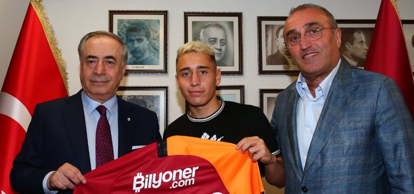 Galatasaray Emre Mor'u KAP'a bildirdi
