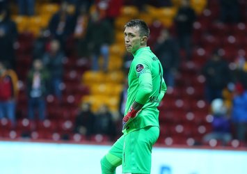 G.Saray'dan Muslera paylaşımı!