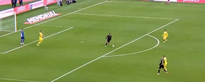 Fenerbahçe maçında inanılmaz an! Cengiz Ünder hatayı affetmedi - 1