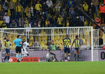 F.Bahçe 90+3'te yıkıldı!