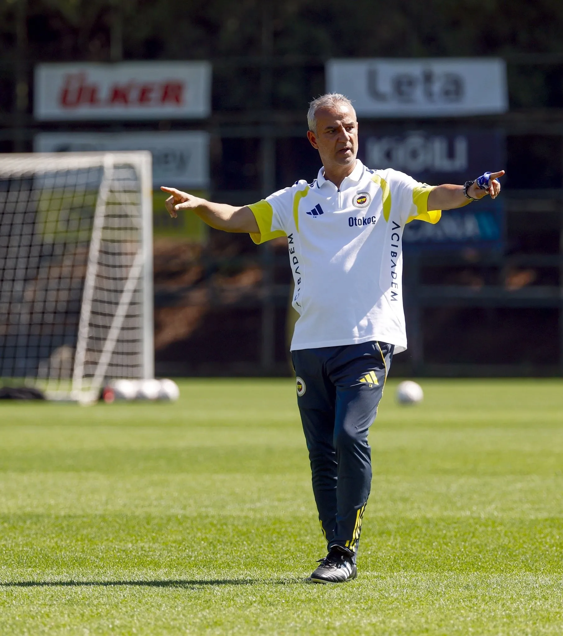 Fenerbahçe'de İsmail Kartal antrenmana çıktı!