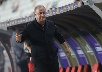 Canlı yayında açıkladı! Hangi isimler gidiyor?