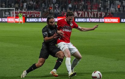 Pendikspor’da Halil Akbunar ile yollar ayrıldı