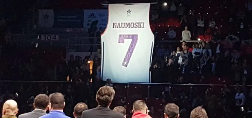 Anadolu Efes, Naumoski'yi onurlandırdı