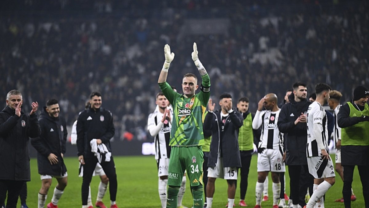 Mert Günok: Maçı çevirebileceğimizin farkındaydık! Mert Günok: Maçı çevirebileceğimizin farkındaydık!