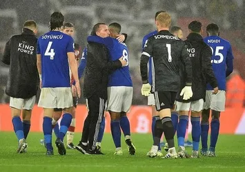 Çağlar'lı Leicester City'den tarihi skor!