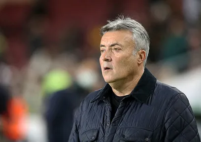 GALATASARAY TRANSFER HABERLERİ - Domenec Torrent listesini verdi! İlk hedef orta saha...