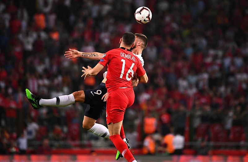 Şenol Güneş İzlanda maçı 11’ini belirledi!