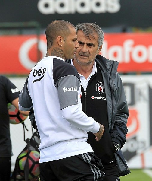 Beşiktaş’ta Quaresma krizi! Şenol Güneş devrede...