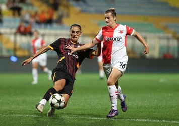 Aslan uzatmalarda yıkıldı!