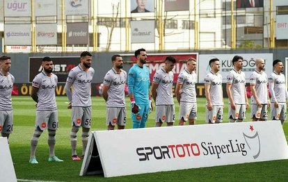 Başakşehir’de Galatasaray maçı öncesi büyük tehlike!