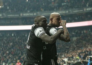 Beşiktaş'tan çifte bomba! Başkan onay verdi...