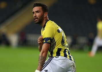 Gökhan bilmecesi! Takımda kalacak mı?