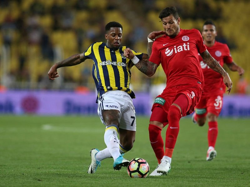 Fenerbahçe’de gönderilecek isimler belli oldu