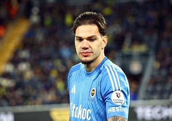 Ederson'dan kritik kurtarış!