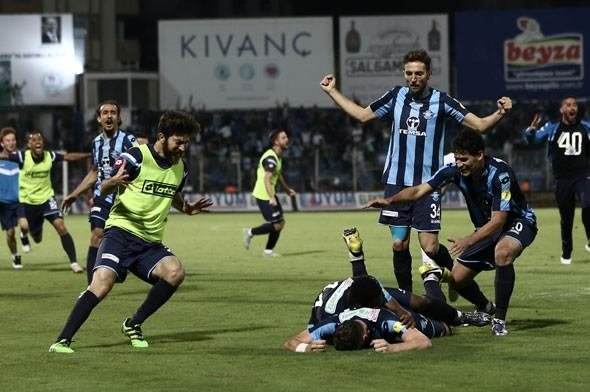 Play-off maçında Yılmaz Vural şov!