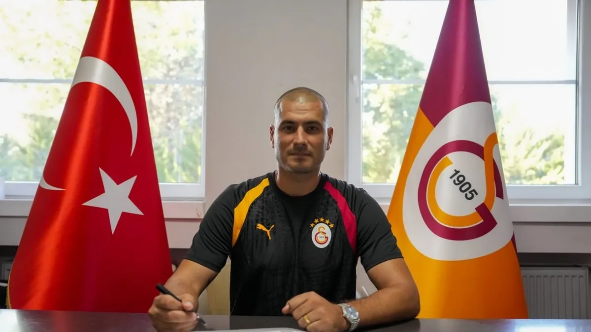 Eren Derdiyok wurde zum Cheftrainer der U17-Mannschaft von Galatasaray ernannt