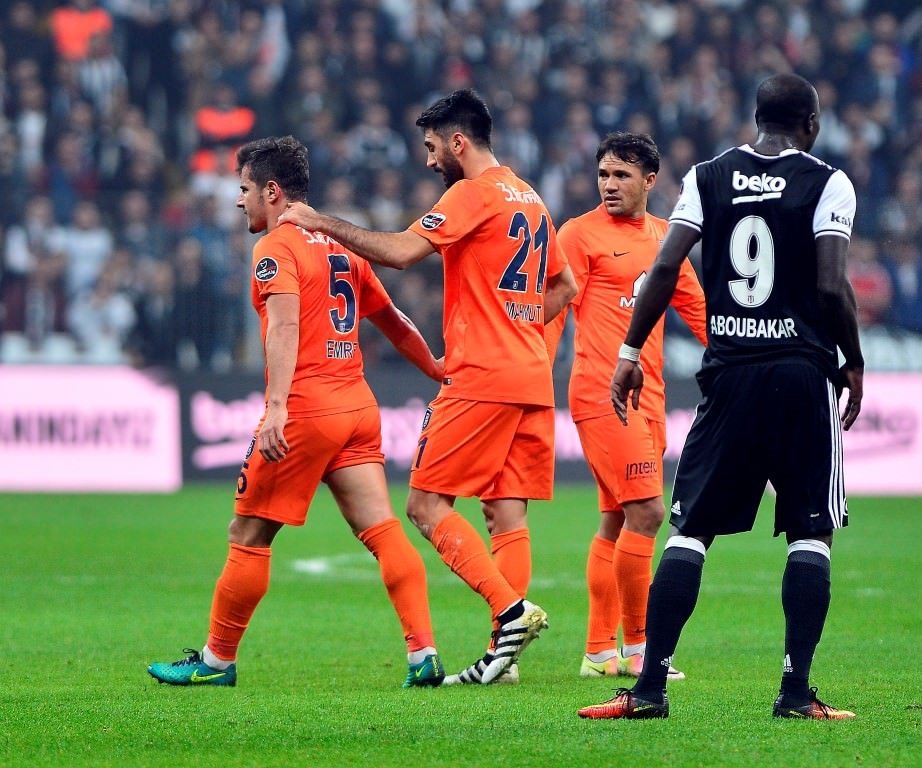 Beşiktaş-Medipol Başakşehir karşılaşmasından kareler