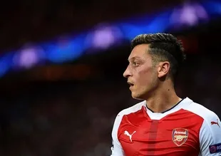 Mesut Özil'den Oğuzhan Özyakup'a övgü