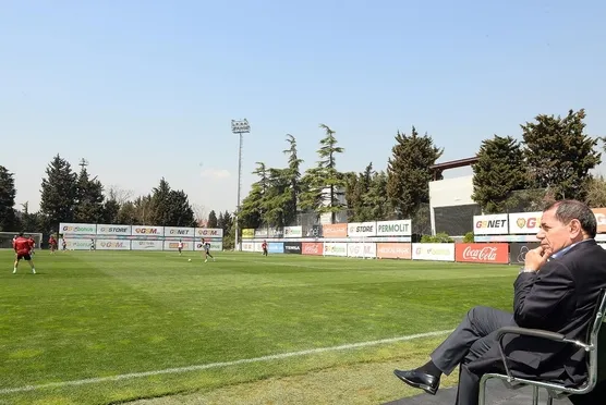 Dursun Özbek'ten Florya çıkarması