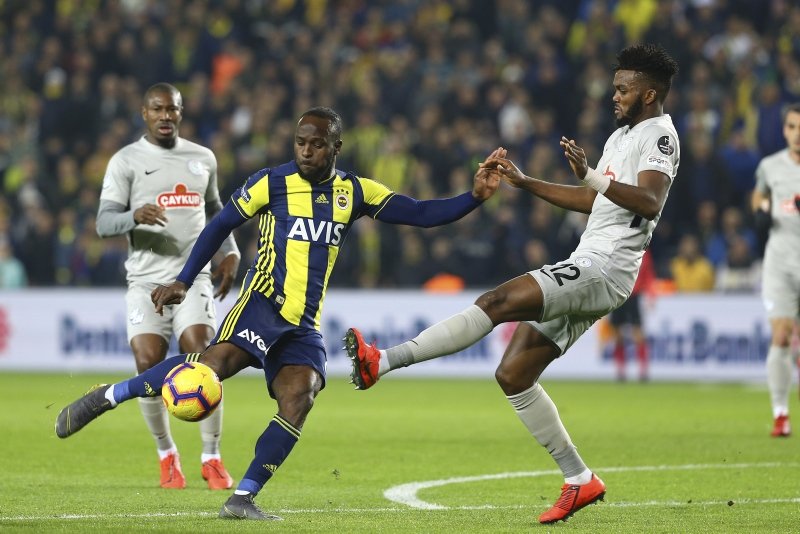 Chelsea’den flaş Victor Moses kararı!