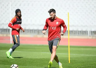 Galatasaray yeni evinde çalıştı