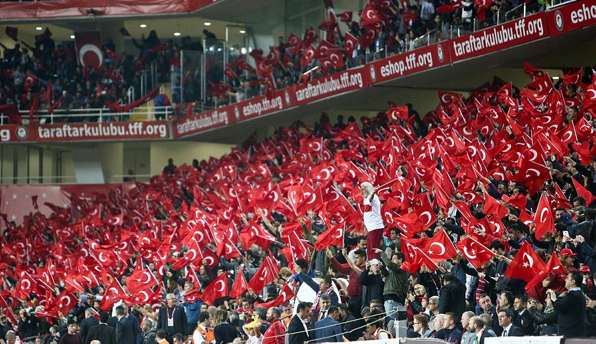 Antalya’da Milli Takım coşkusu!