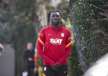 Aslan'da Gomis hırs küpü!