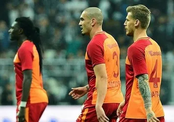 Galatasaray'da savunma sıkıntısı