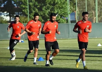 Alanyaspor topbaşı yaptı