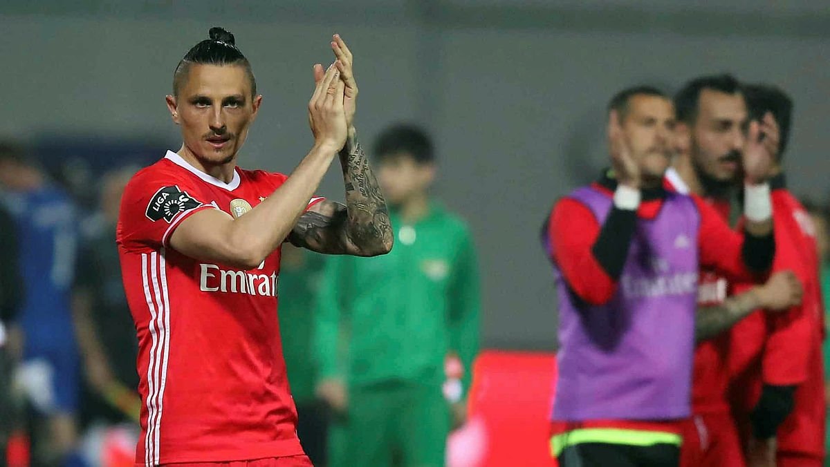 Fenerbahçe’den 3 bomba transfer daha! İşte alacakları ücretler