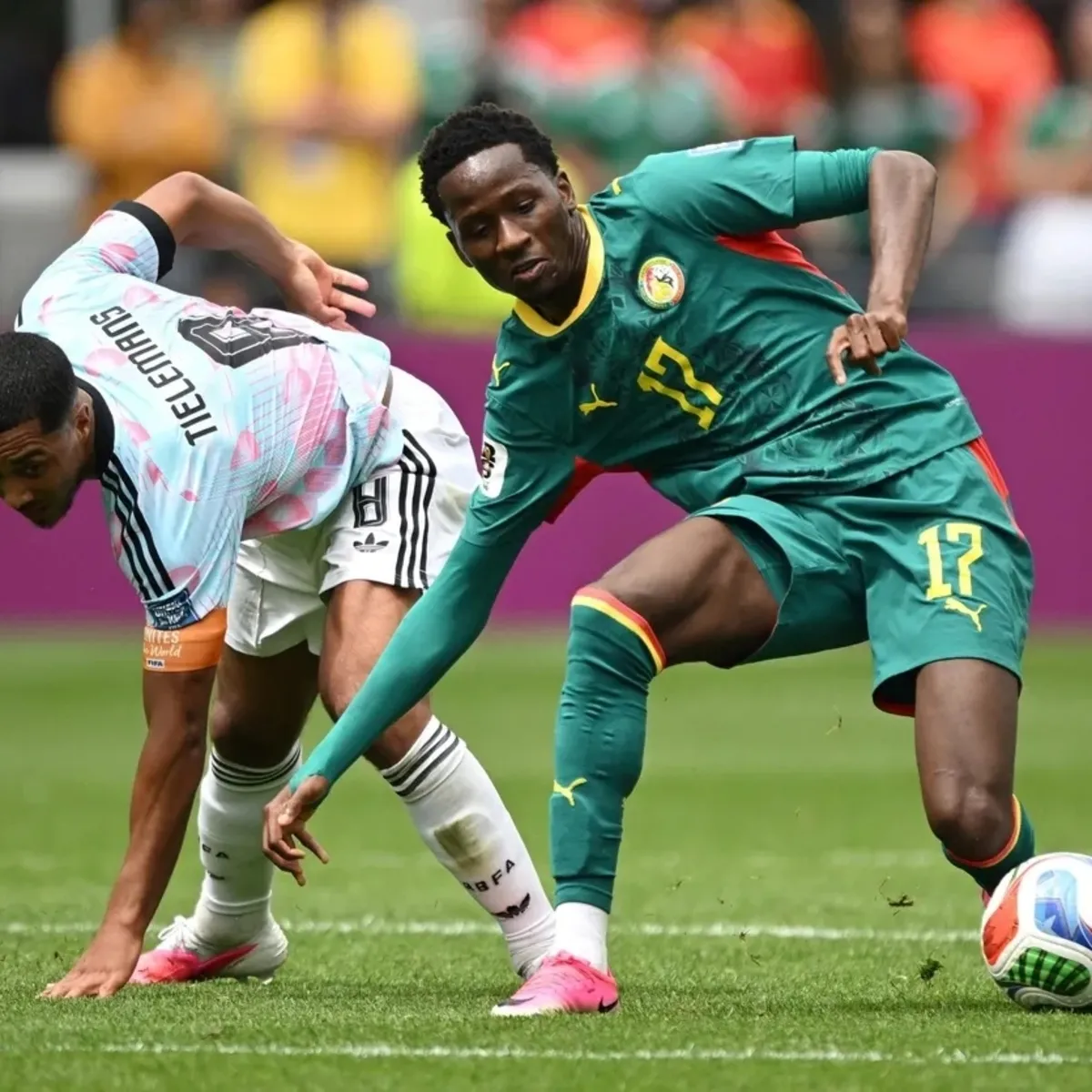 Galatasaray'a Sarr müjdesi! De Zerbi'nin izni geldi