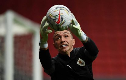 Fernando Muslera’dan muhteşem kurtarış