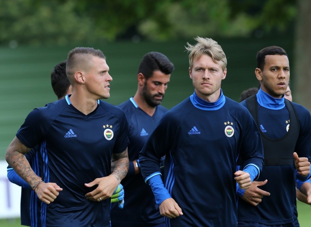 Kjaer Sevilla’da