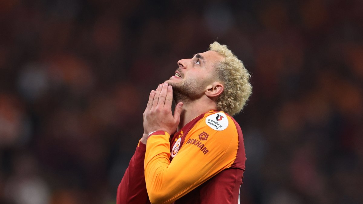 Galatasaray'da Barış Alper Yılmaz sıkıntısı! Camia ve taraftarlar... Galatasaray'da Barış Alper Yılmaz sıkıntısı! Camia ve taraftarlar...