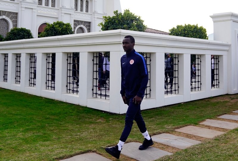 Futbol camiası cuma namazında buluştu