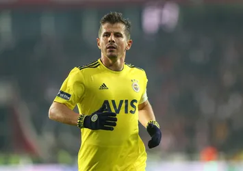 Kaptan Emre uyardı! "G.Saray maçından önce..."