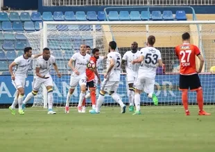Fenerbahçe, Adanaspor deplasmanında kazandı