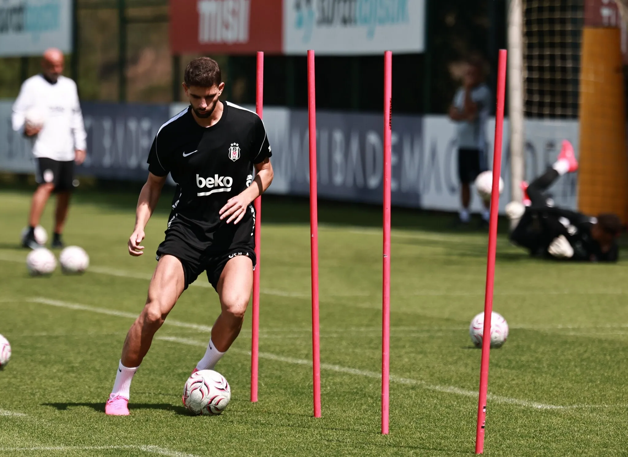 Beşiktaş, Fenerbahçe Derbisi Öncesi Son Antrenmanını Yaptı