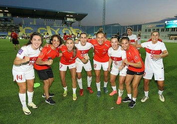 Milliler play-off’ları garantiledi