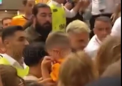 Ortalık bir anda karıştı! Mauro Icardi… | İZLE