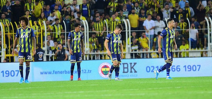 Fenerbahçe'de Emre ve Kruse antrenmana çıktı