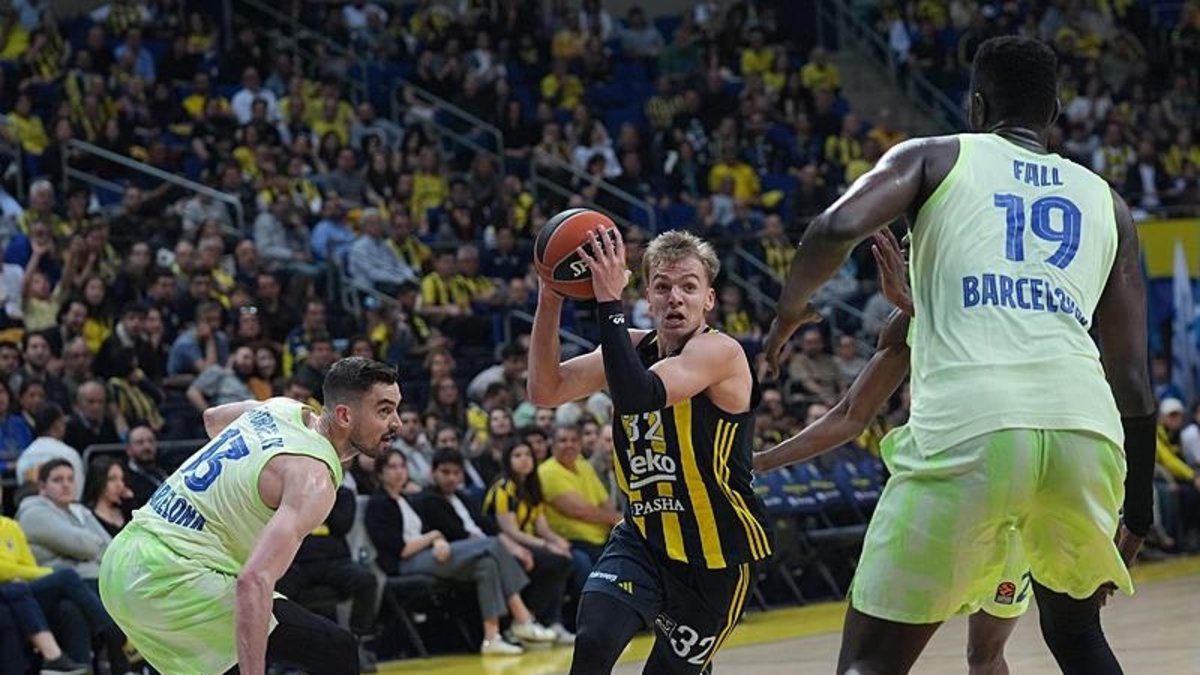 Fenerbahçe Beko 75-83 Barcelona (MAÇ SONUCU ÖZET) Fenerbahçe Beko 75-83 Barcelona (MAÇ SONUCU ÖZET)