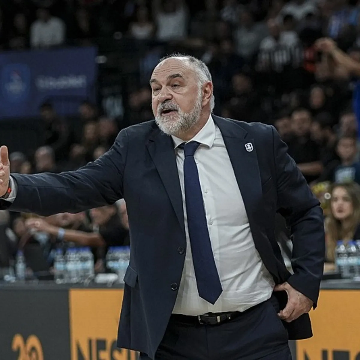 Anadolu Efes'ten Panathinaikos'a karşı net galibiyet