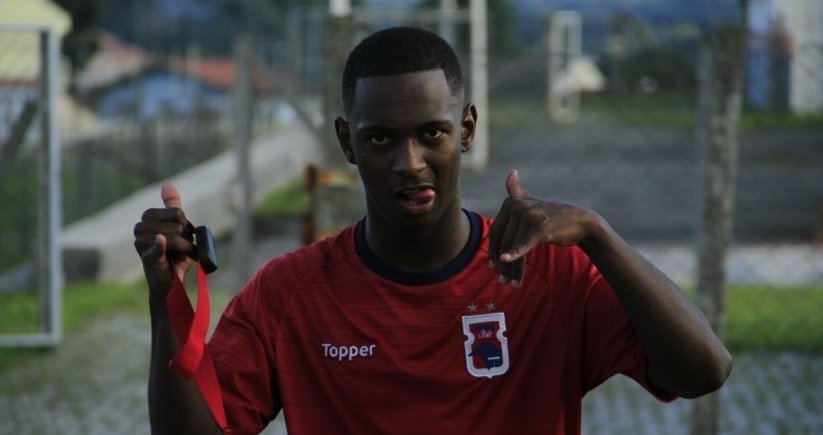 Fenerbahçe Jhonny Lucas’ı istiyor!