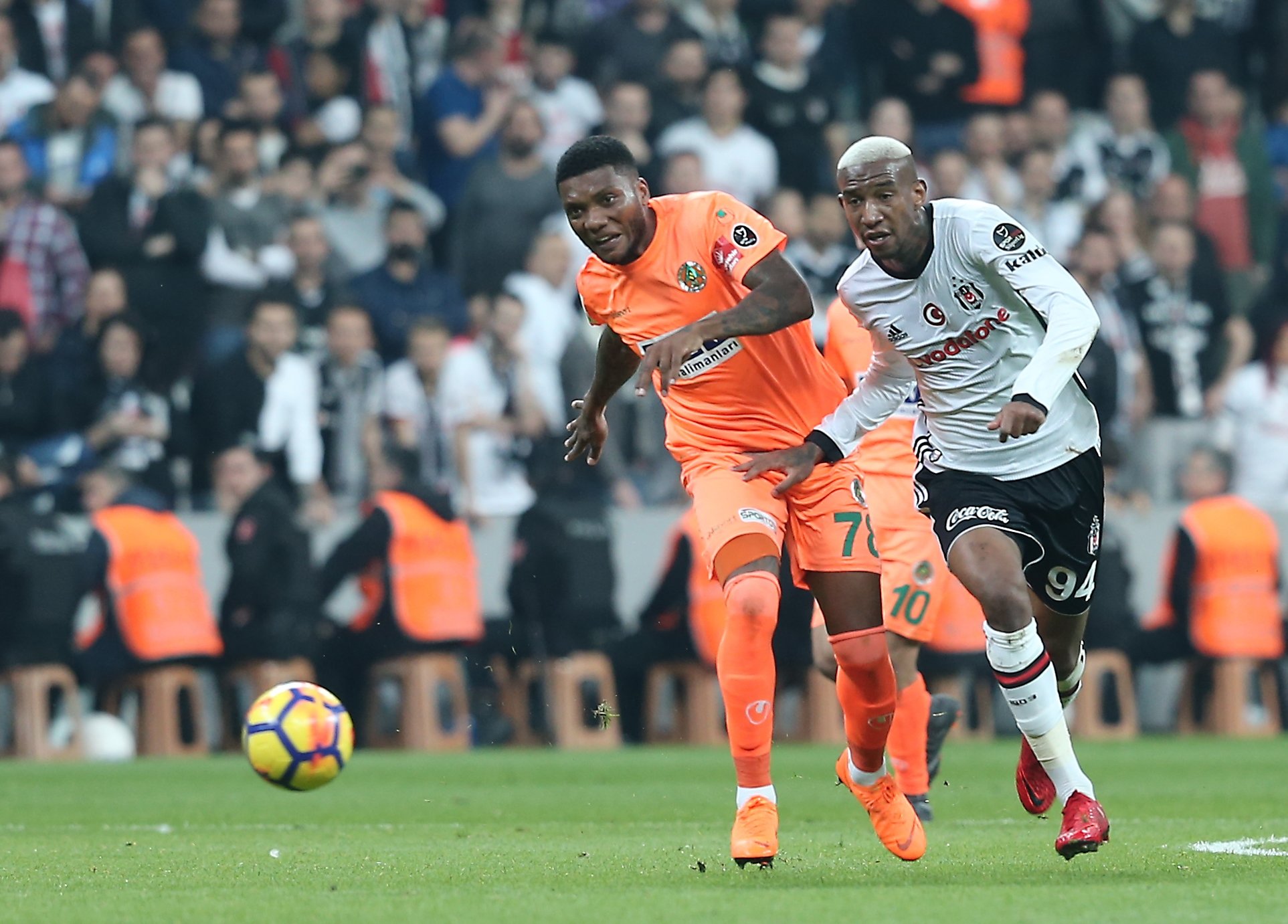 Talisca sosyal medyayı da salladı!